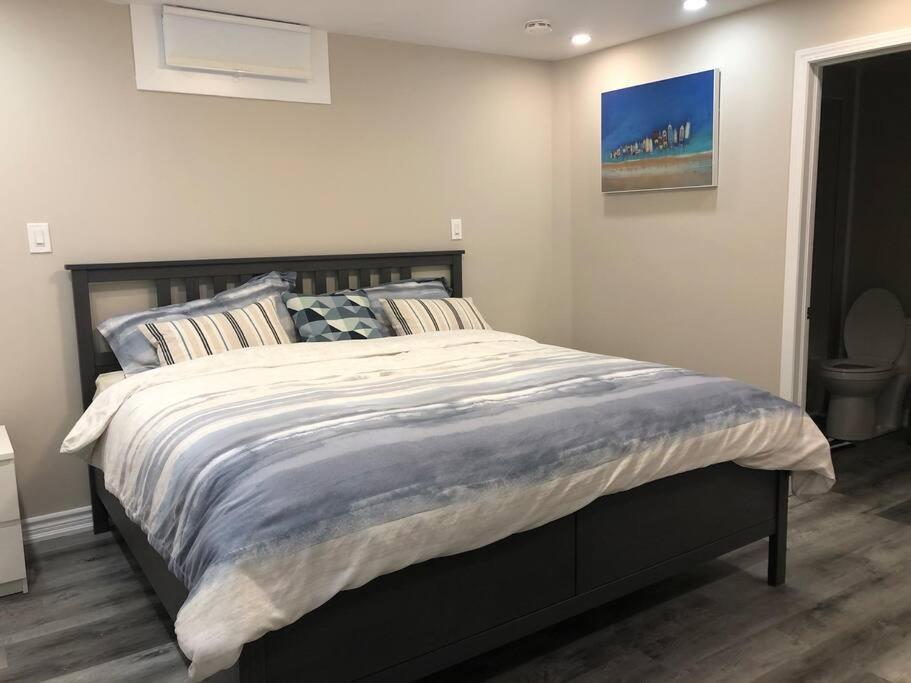 Entire Basement With 3 Bedrooms Niagara Falls Exterior photo